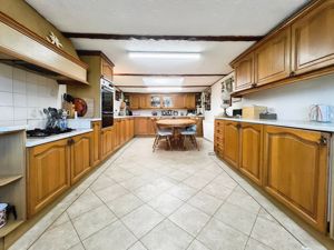 Photo 30- click for photo gallery